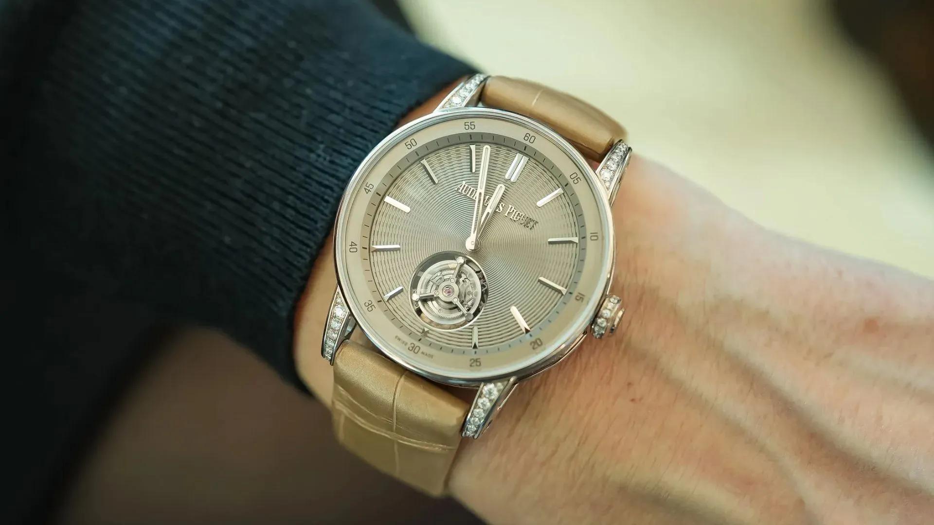 Audemars Piguet Code 11.59 Selfwinding Flying Tourbillon 38mm