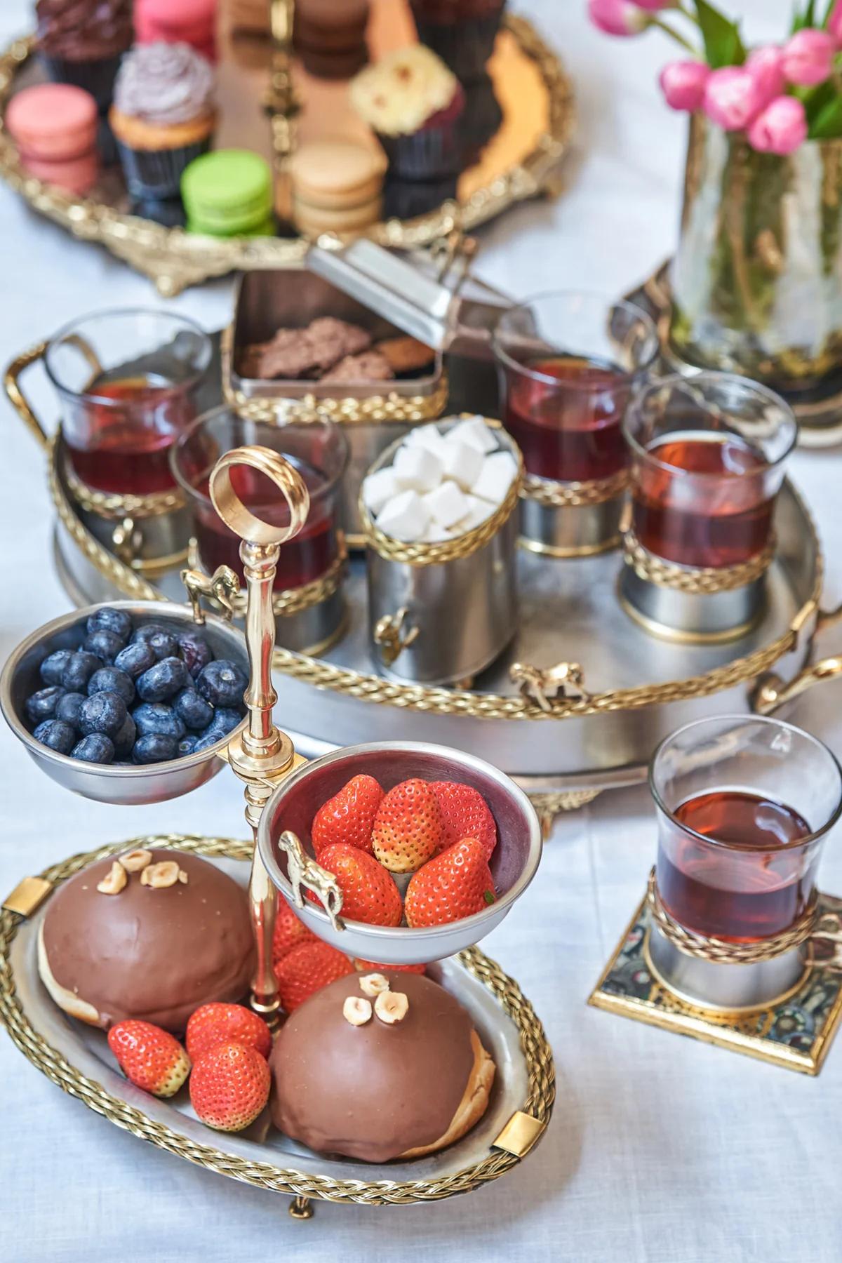 Madihah Home Silver Mustang Platter