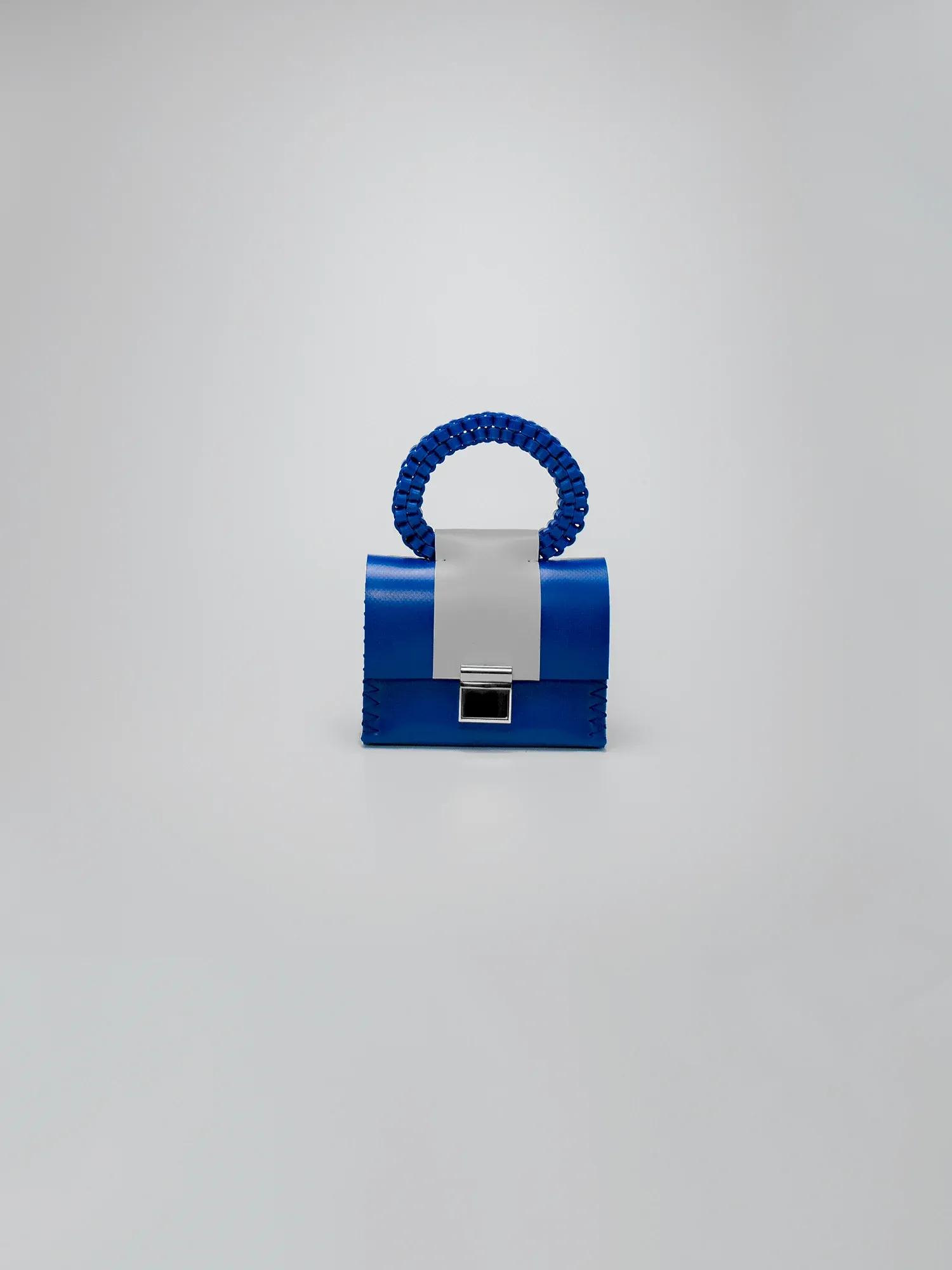 Petit Batwa, Studio Chamar