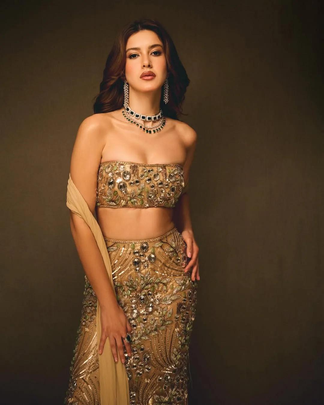 Shanaya Kapoor wearing a bandeau blouse