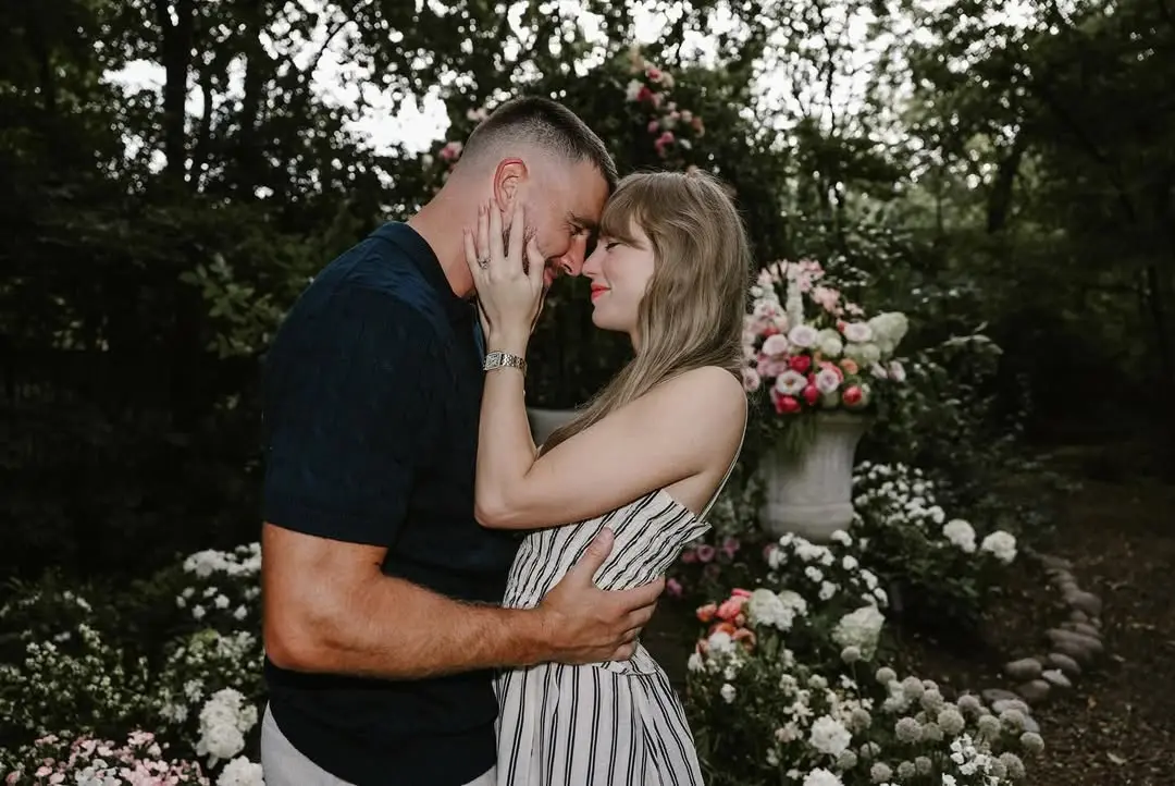 Taylor Swift with Travis Kelce