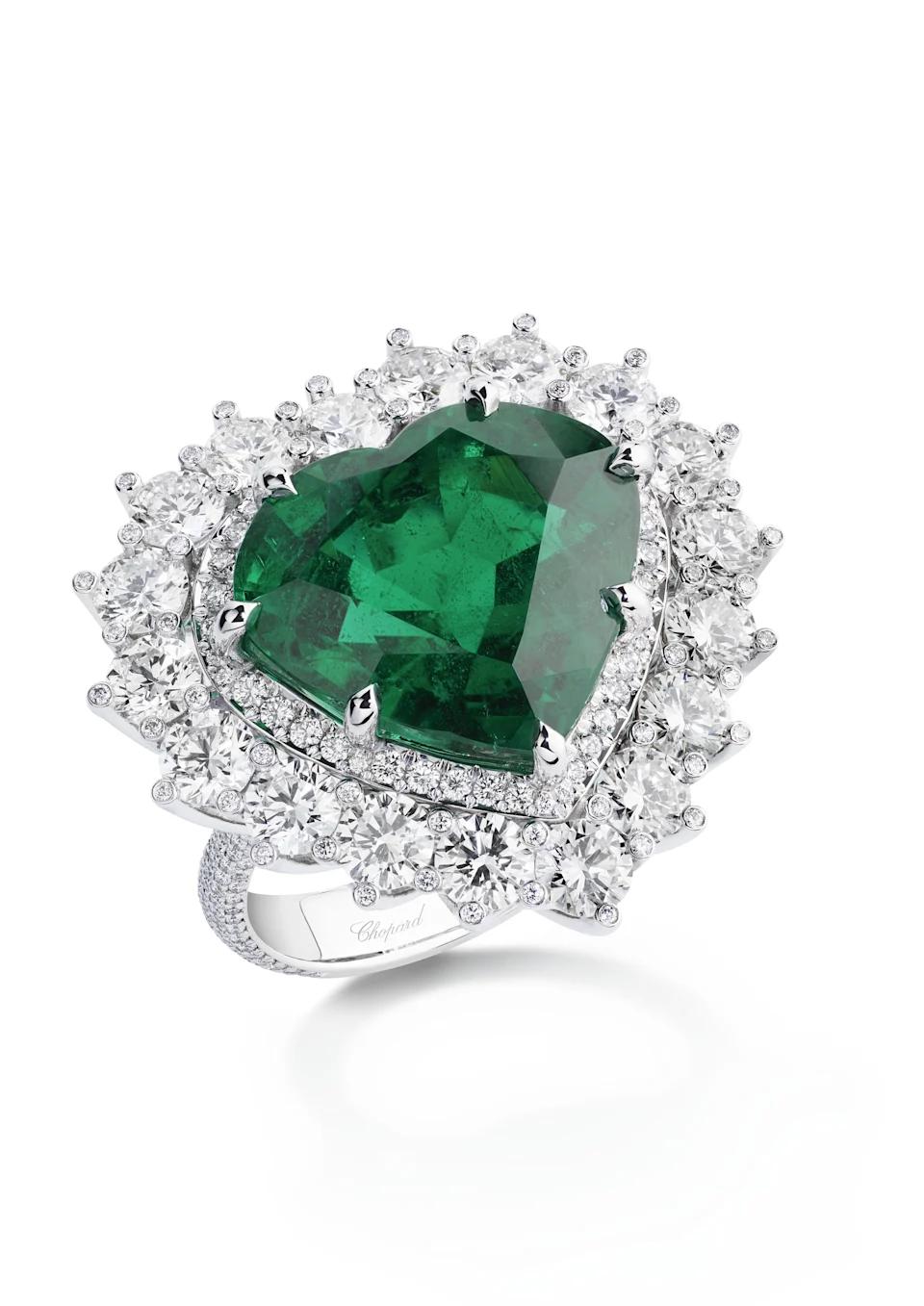 Insofu Emerald Ring, Chopard