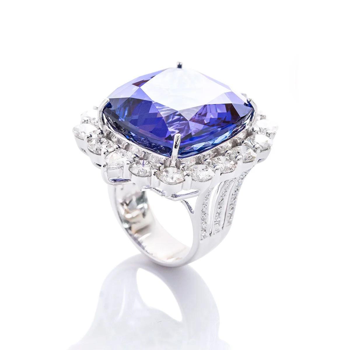 Ocean Blue Tanzanite Ring, Farah Khan World