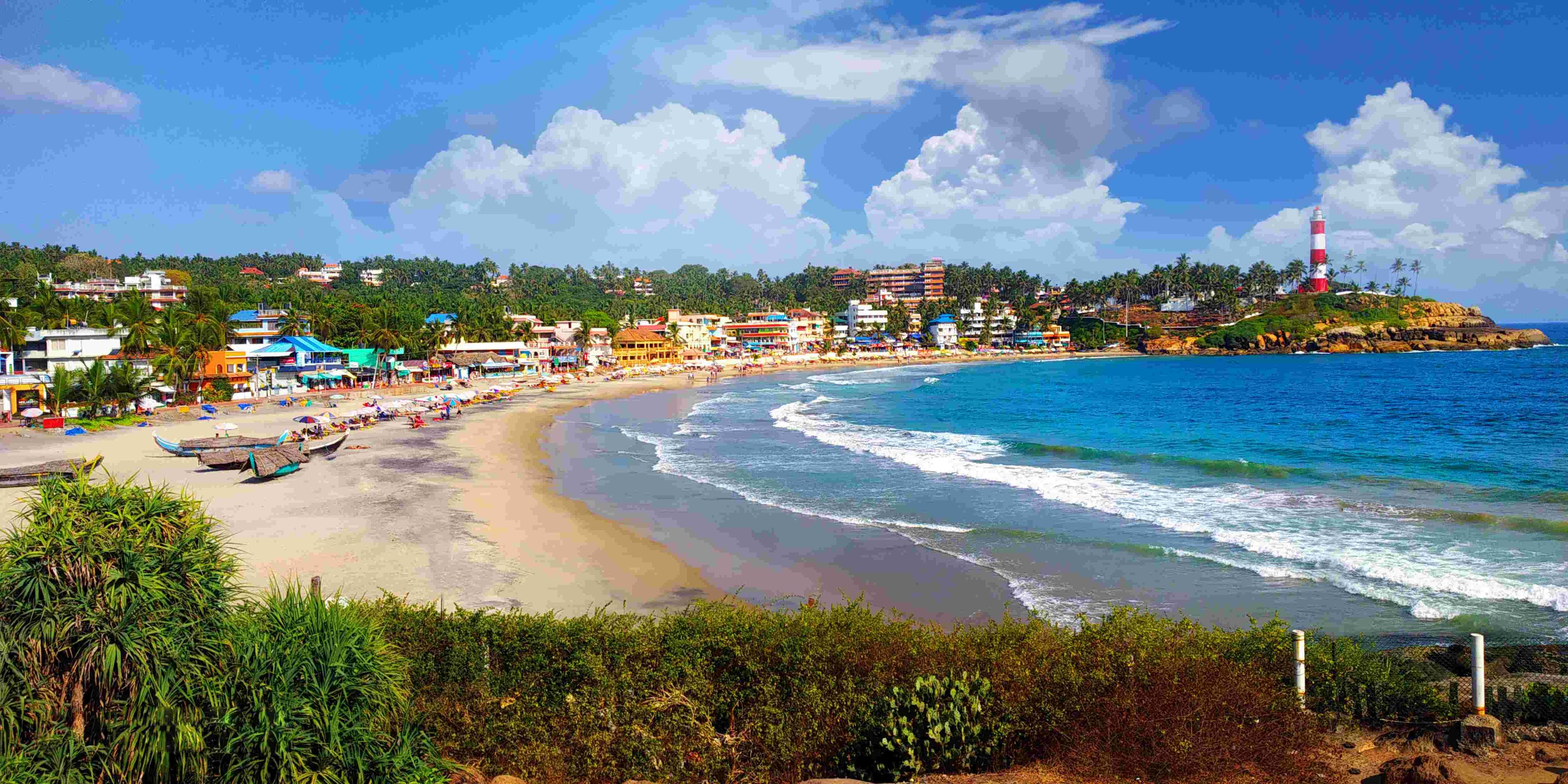 Kovalam_beach_trivandrum_kerala (1)
