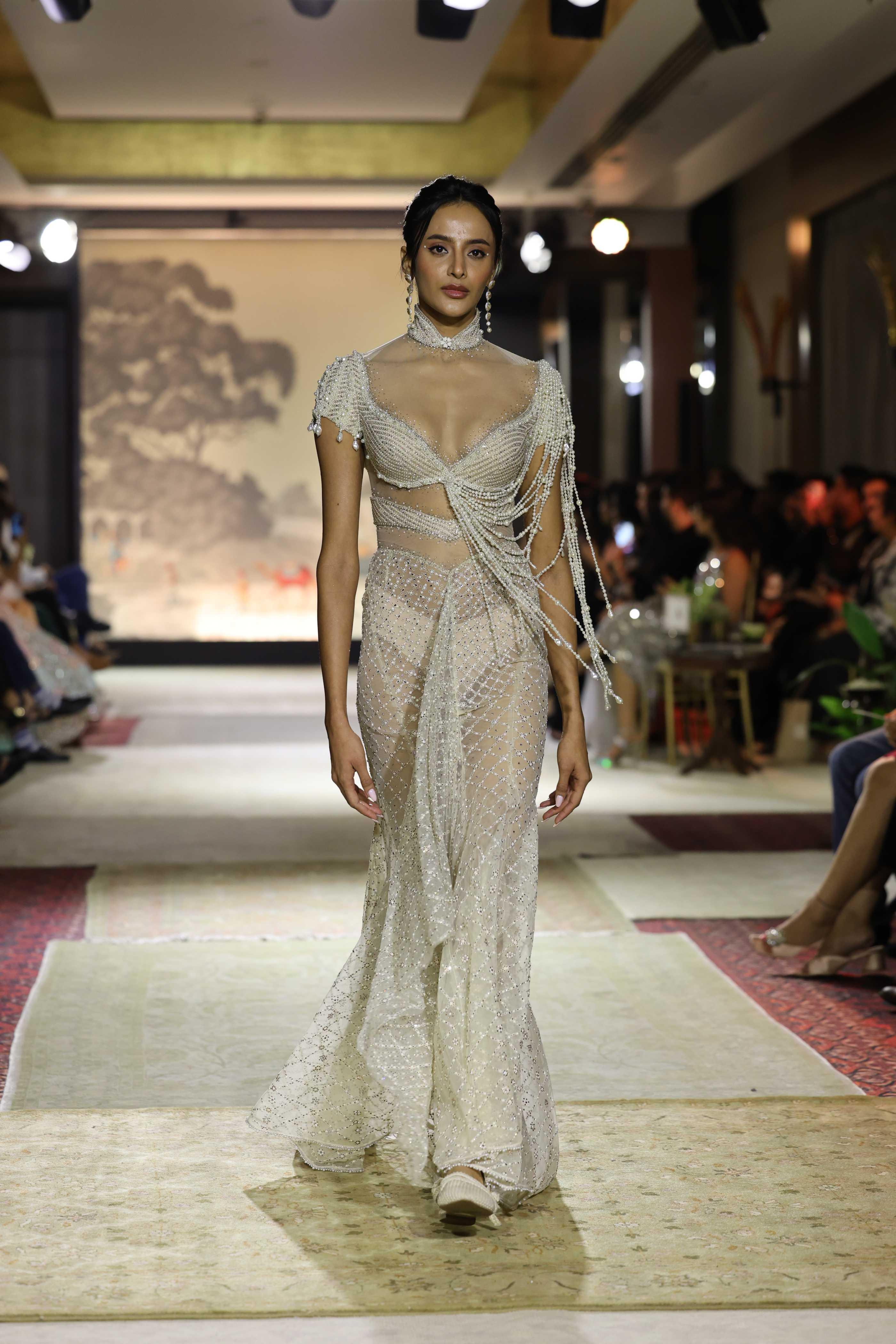 2410-Tarun Tahiliani