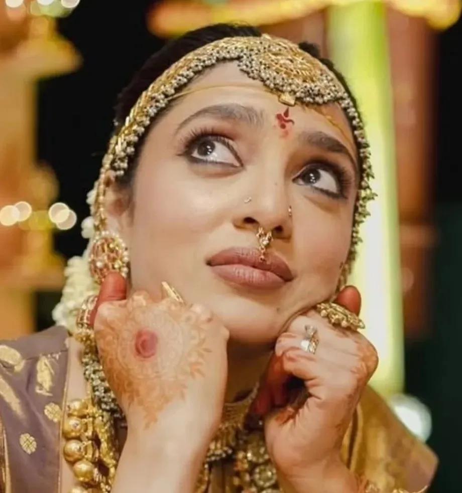 Sobhita Dhulipala wearing the Kalyanam Tilakam or the Telugu-style bindi on her wedding day