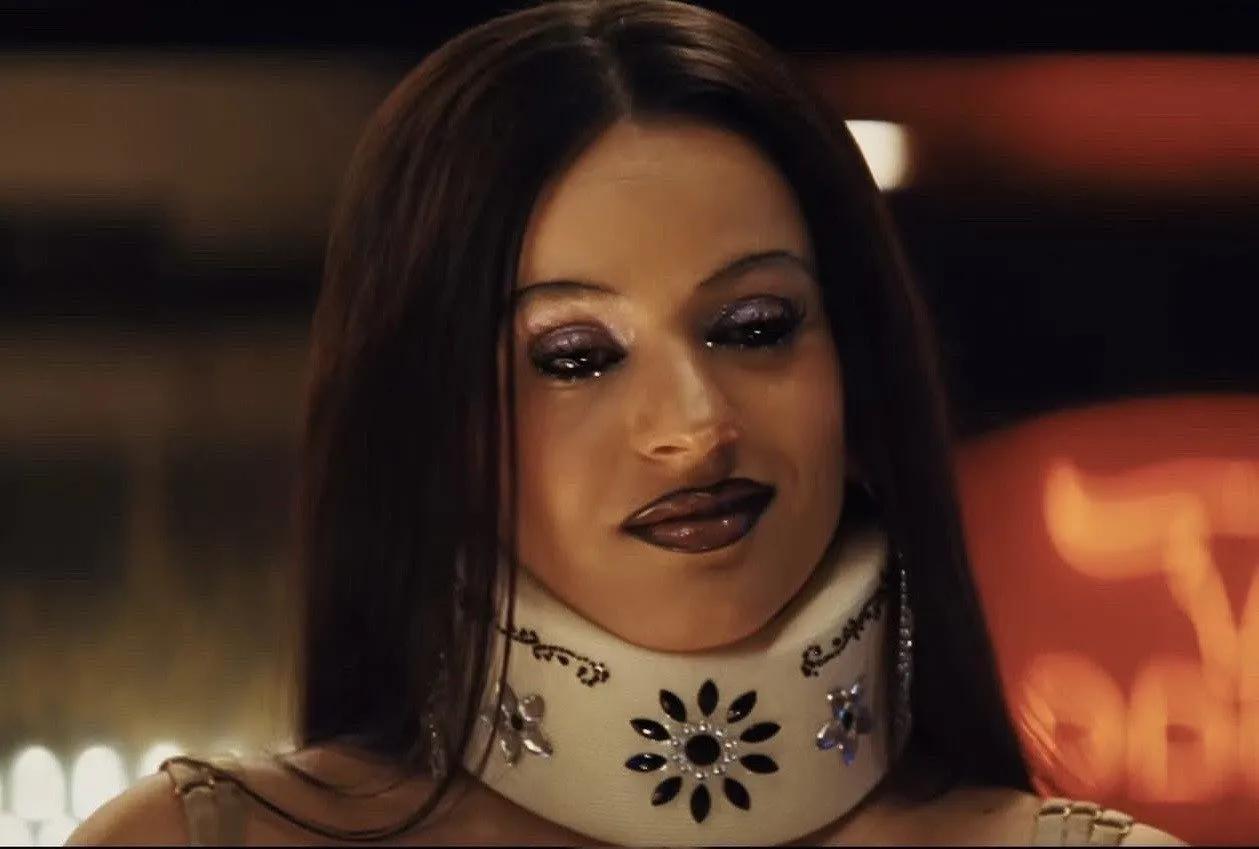 90s lip liner, seen in Euphoria season 3