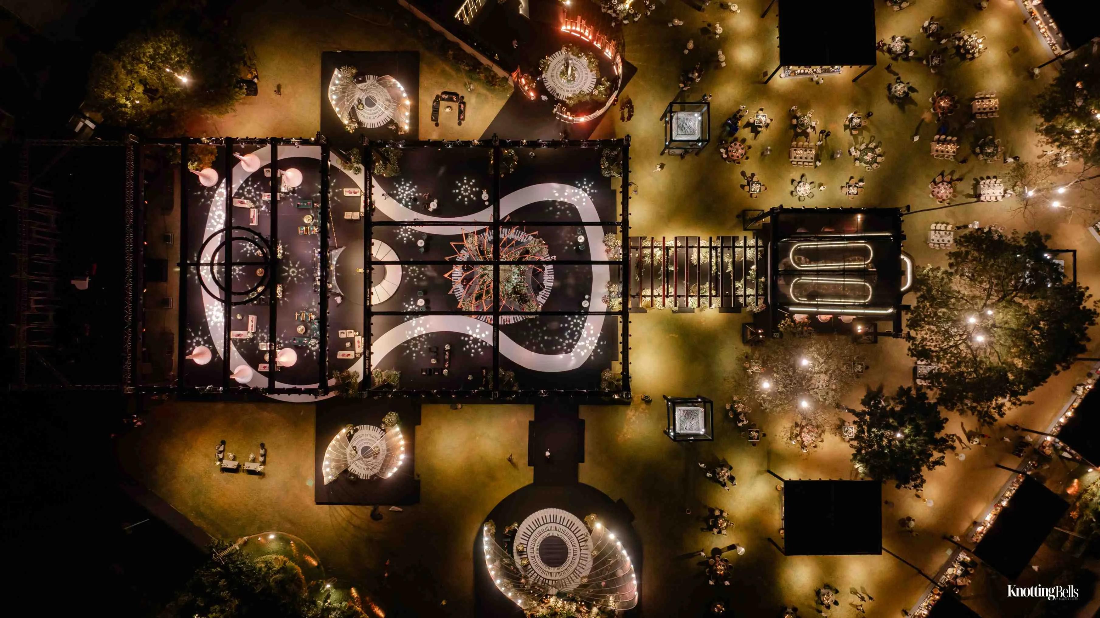 The Wedding Square