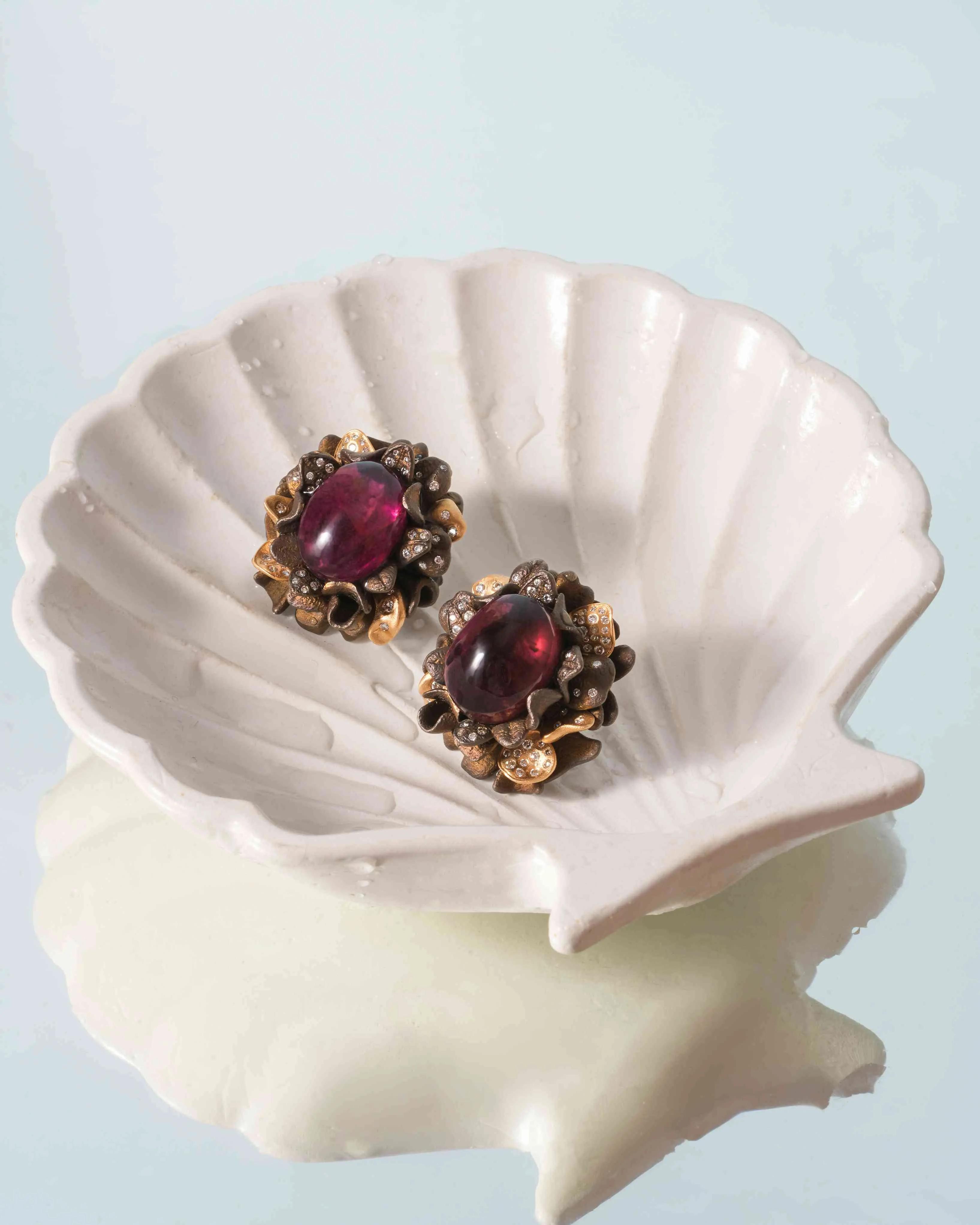 A pair of earrings from ISVARI Jalandhar Jewellery House's latest collection 'Ti'