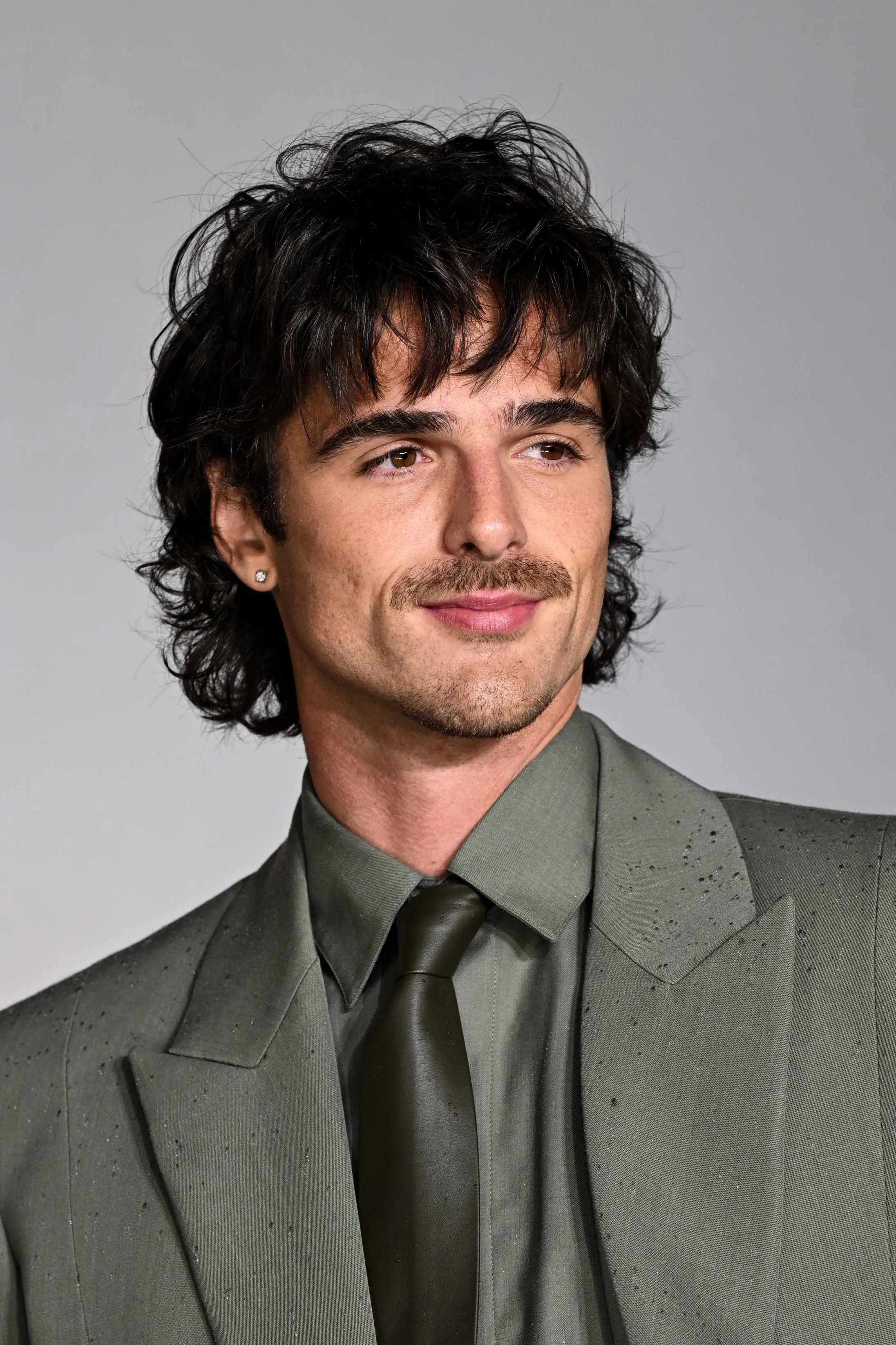 Jacob Elordi wearing the bearstache