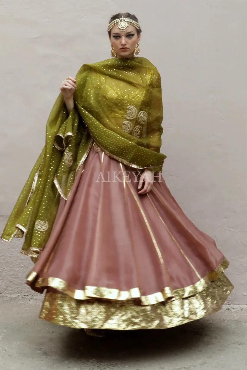 Lehenga set, Aikeyah