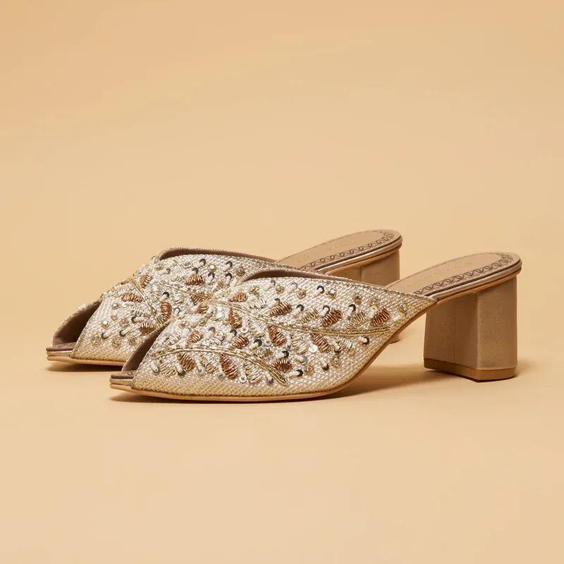 Nur-Heels-3260-gold-1