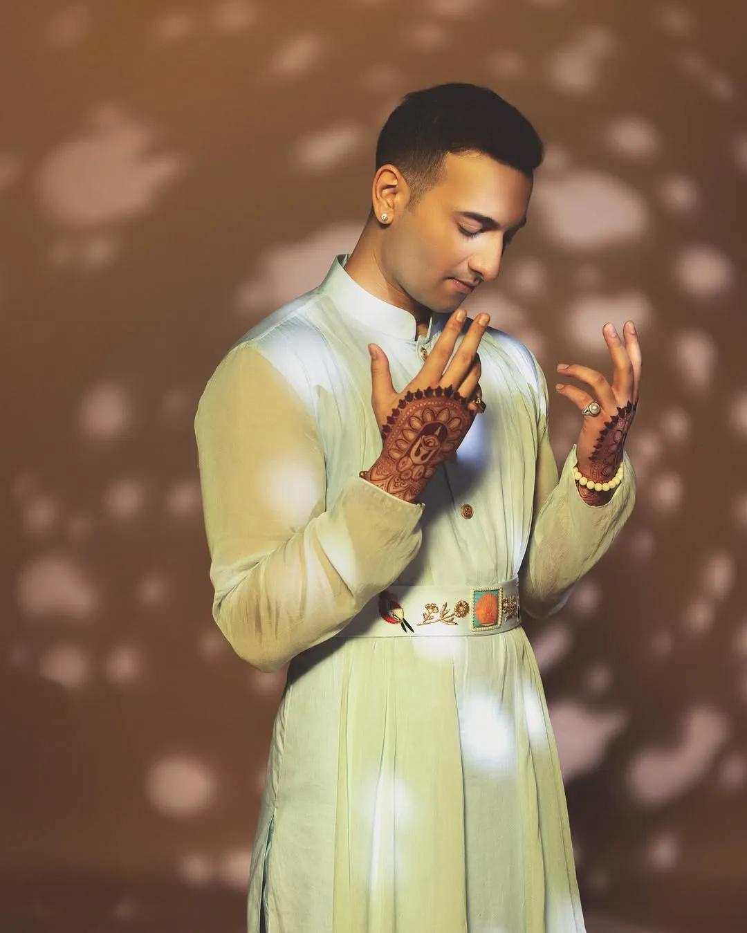 Rishab Rikhiram Sharma Mehendi