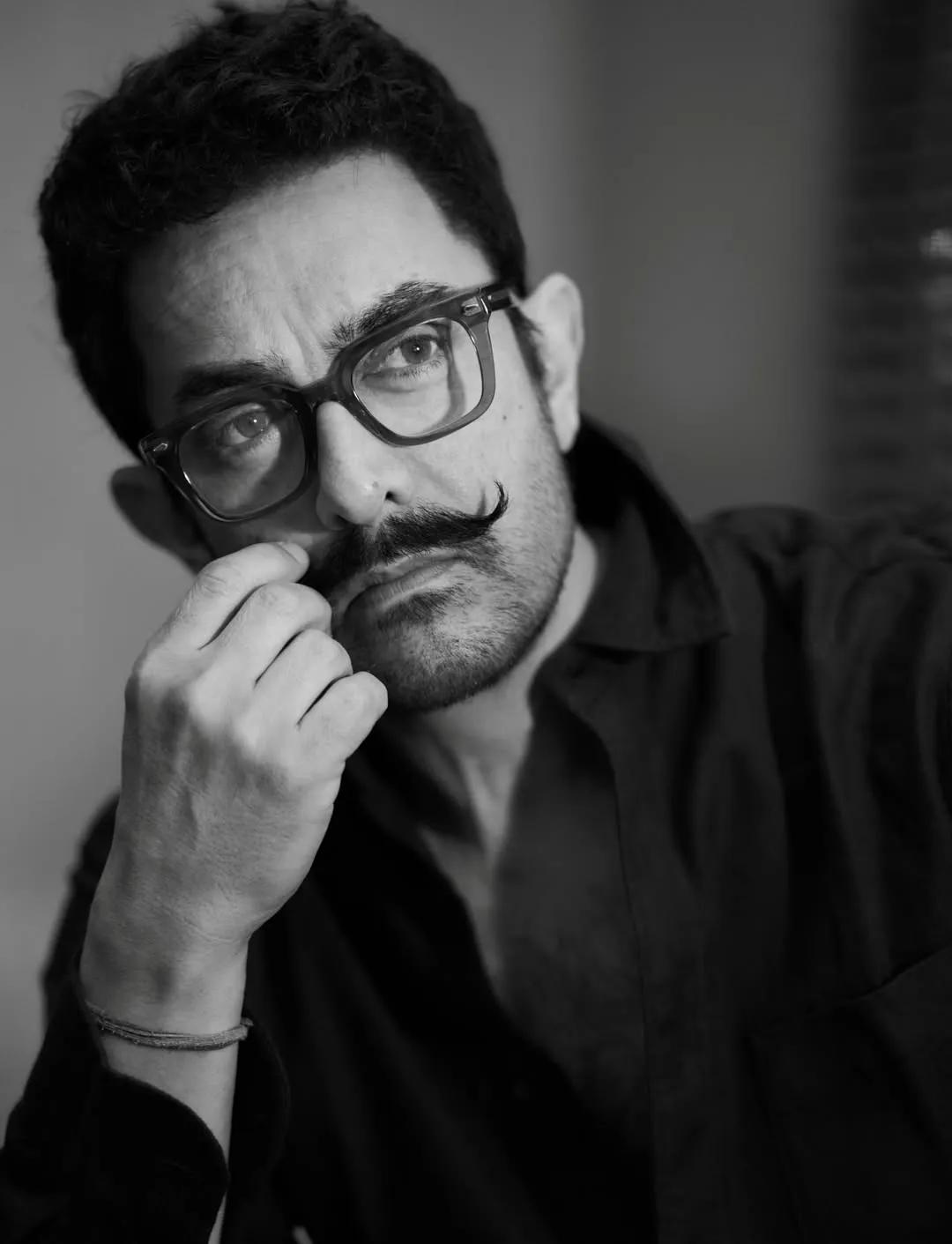 Aamir Khan sporting the Beardstache