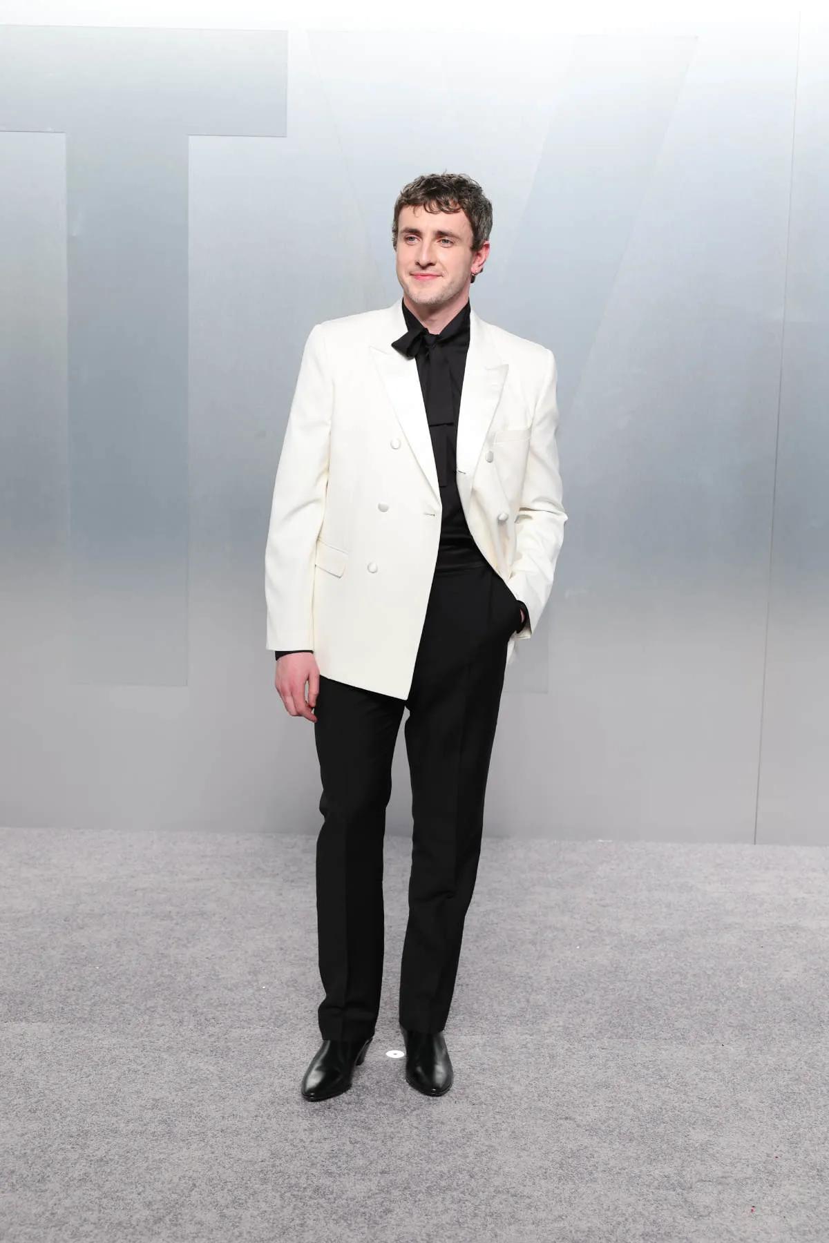 celine-vip-paul-mescal-vanity-fair-oscar-party-3-1200x1800